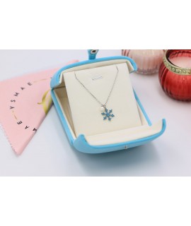 Necklace Turquoise snowflake and white pearl